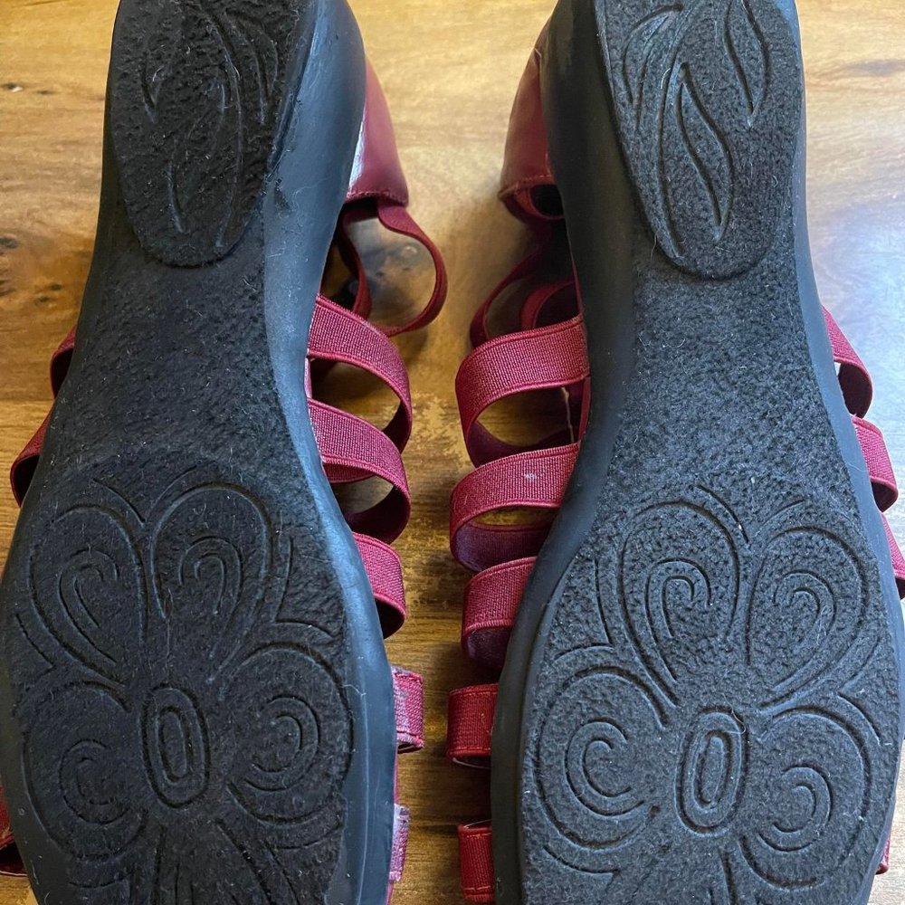 Strappy sandals - Picture 5 of 5